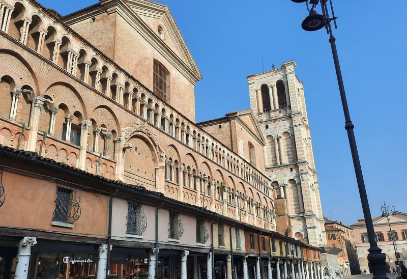 Der Uhrturm in Brisighella.